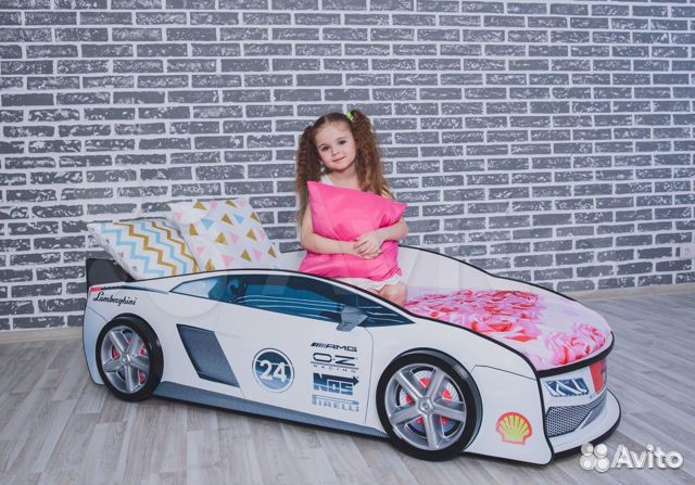 Кровать машина