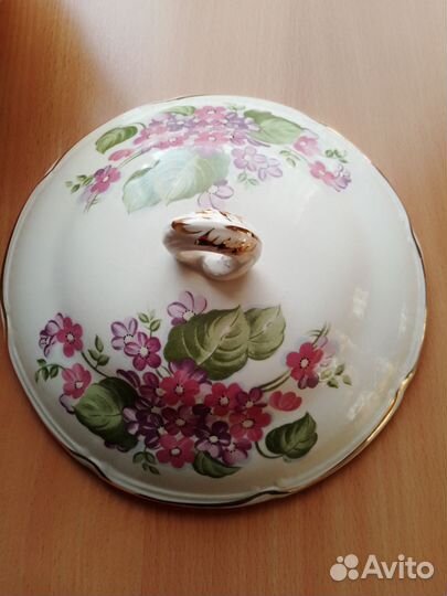 Супница и тарелка 