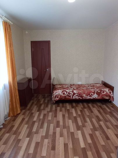 1-к. квартира, 32 м², 4/4 эт.