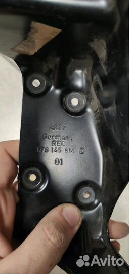 Крепление интеркулера правое audi A6 2003 C5