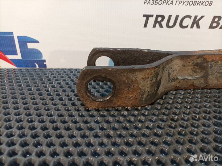 Стойка переднего стабилизатора