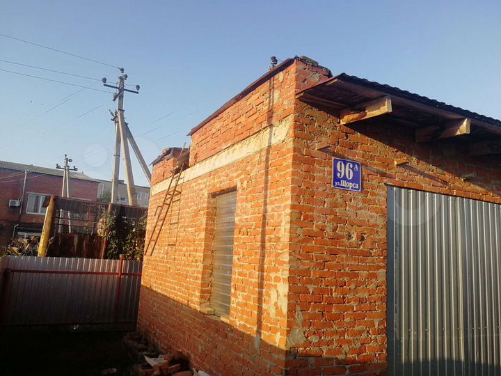 Гараж, > 30 м²