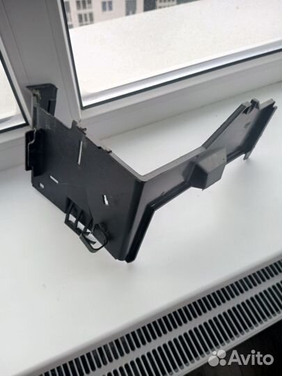 Короб аккумулятора форд фокус 2