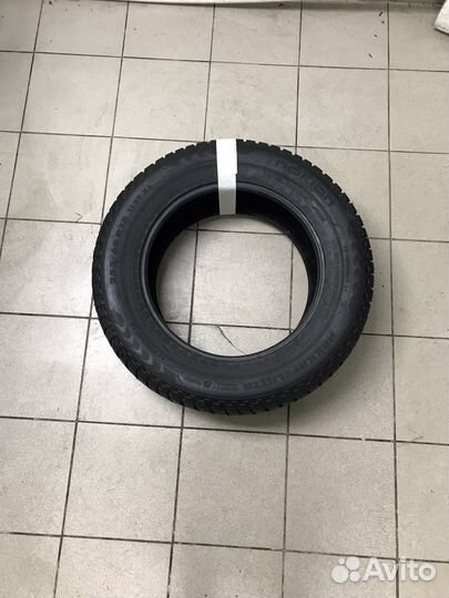 Nokian Tyres Hakkapeliitta 5 255/60 R18