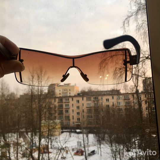 Солнцезащитные очки