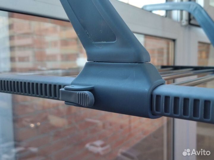 Сушилка для белья на батарею в упаковке цвет серый