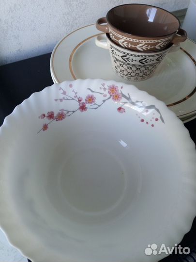 Набор тарелок