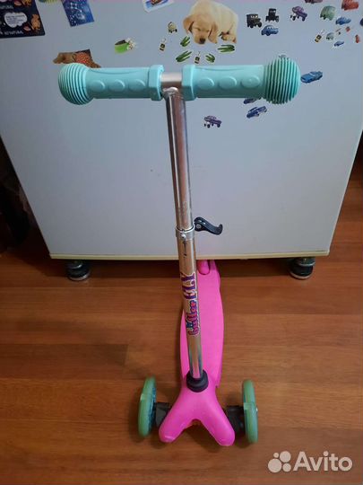 Самокат подростковый с большими колесами и детский
