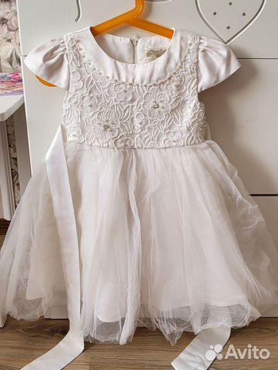 Платье для девочки праздничное нарядное белое