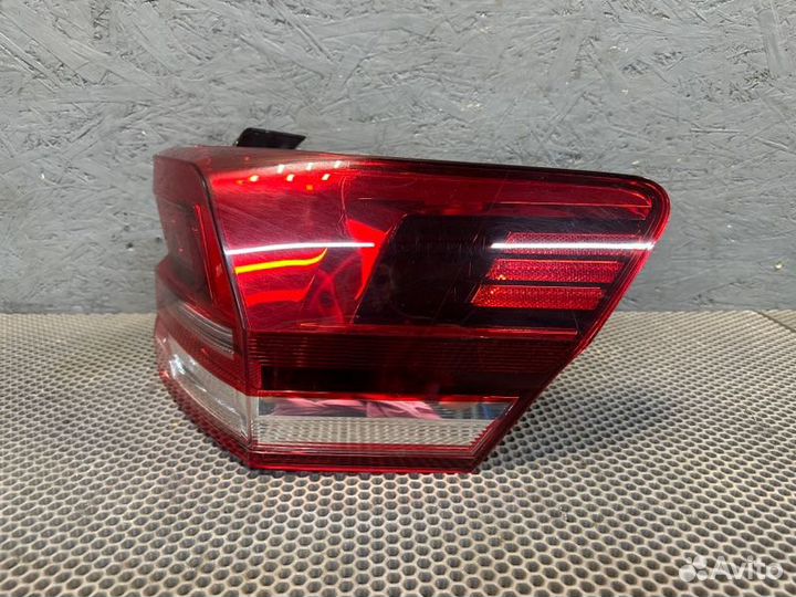 Стоп-сигнал задний правый Volkswagen Teramont cdvc