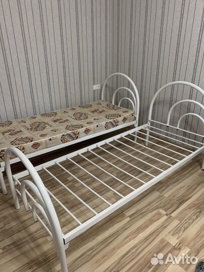 Кровать односпальная бу