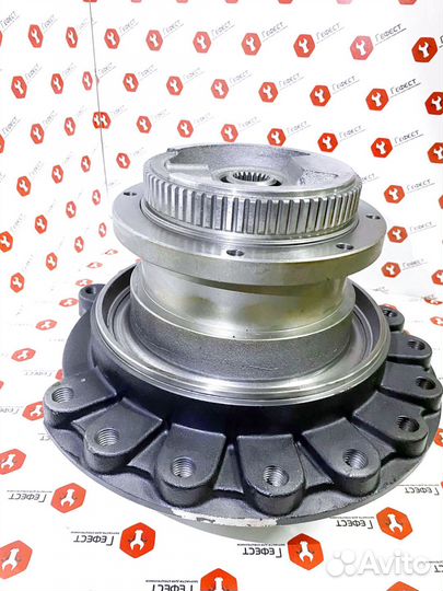 Гидромотор хода Hitachi ZX240