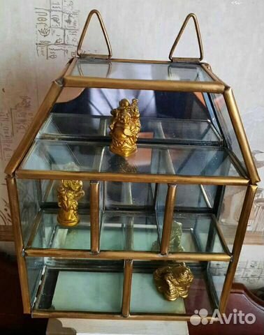 Витрина для миниколлекции