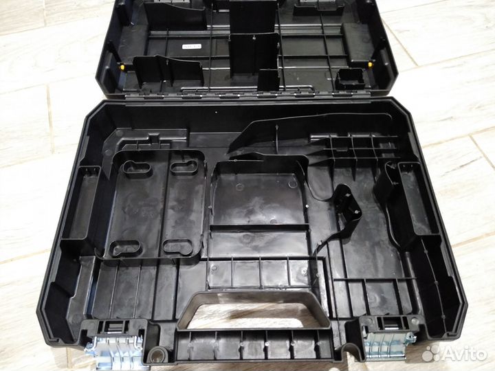 Кейс для инструмента dewalt