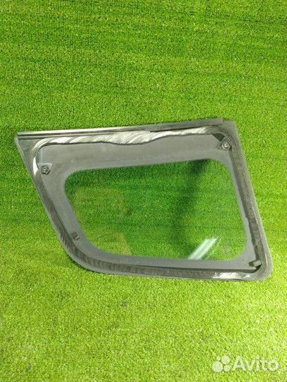 Стекло кузова заднее левое Ford Fusion хэтчбэк 1.4