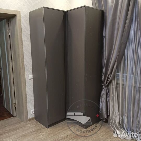 Шкаф распашной