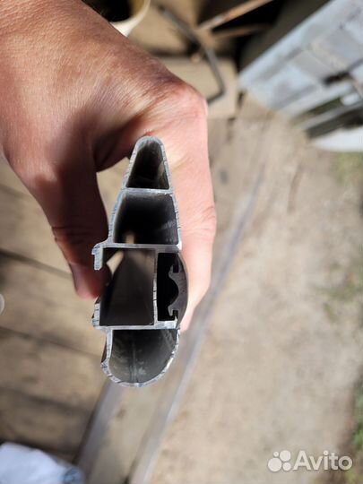 Поперечины на рейлинги