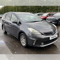 Toyota Prius Alpha 1.8 CVT, 2013, 316 869 км, с пробегом, цена 1 210 000 руб.