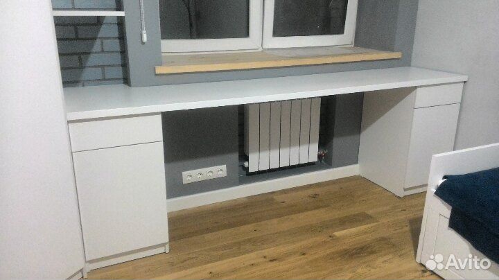 Стол встроенный