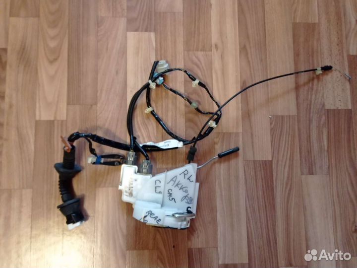 Замок с проводкой задняя L Honda Accord CL9