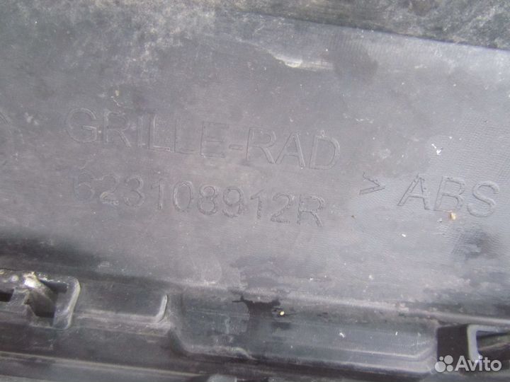 Решетка радиатора Renault Koleos 2019