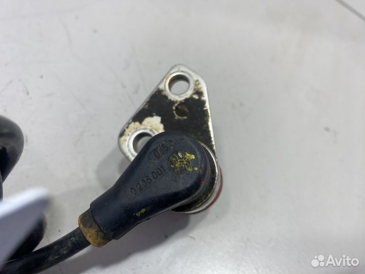 Датчик ABS передний Mercedes W124 E