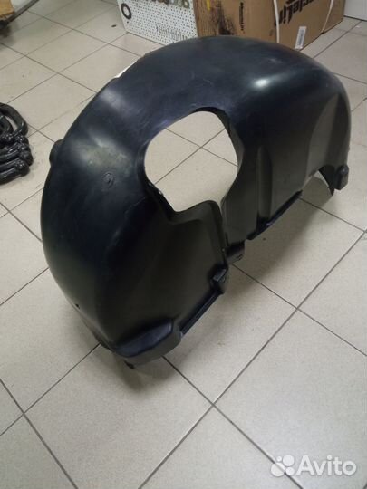 Подкрылок задний левый Шкода Skoda Октавия Octavia