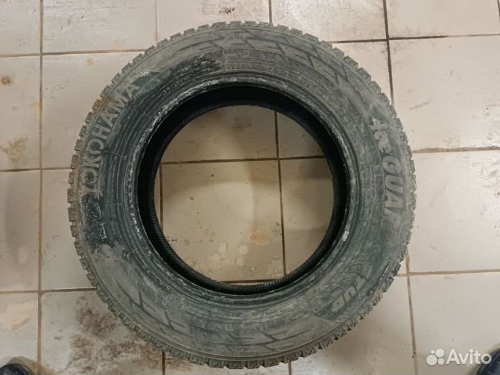 Yokohama Ice Guard IG30 225/65 R17