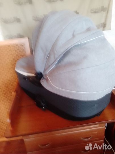 Коляска (люлька, без шасси)