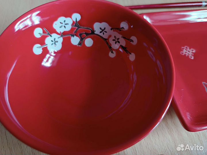 Набор посуды для суши и роллов 