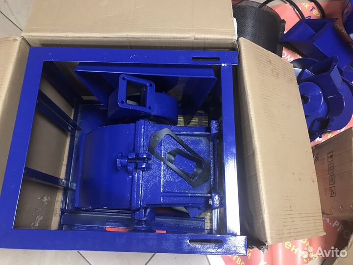 Зернодробилка молотковая зерна, сена «9-FP»