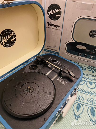Виниловый проигрыватель Alive Audio vintage