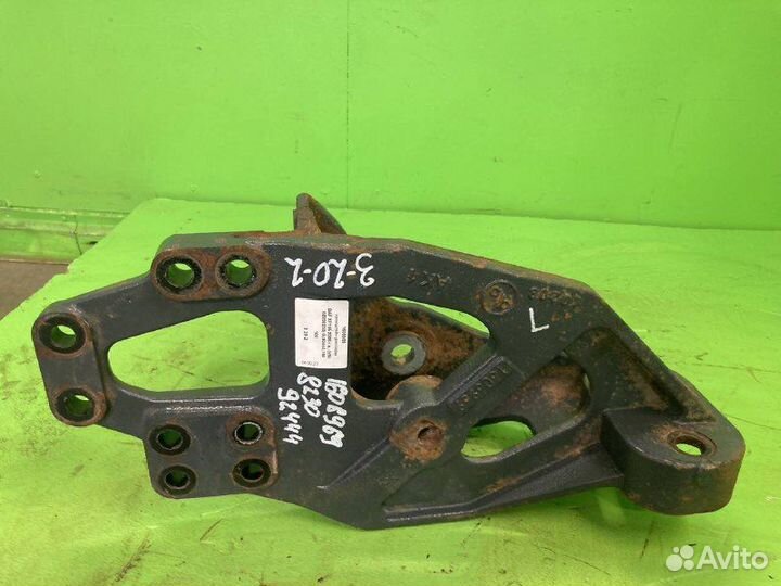 Кронштейн рессоры DAF XF105