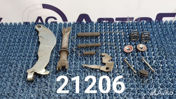 Ремкомплект стояночного тормоза Nissan AD