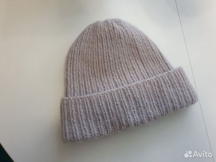 Шапка новая зимняя ручная работа минимализм