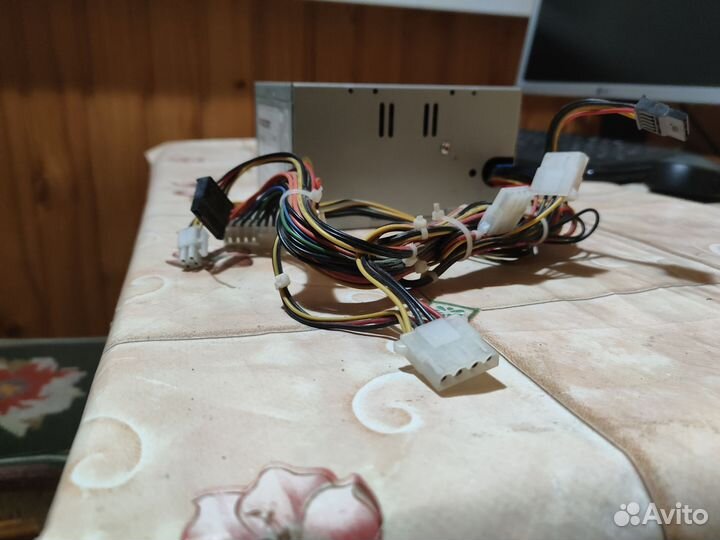 Блок питания Foxconn 400W