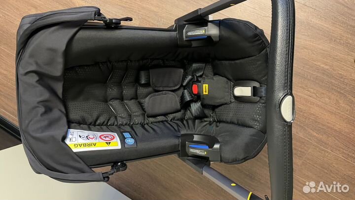 Автолюлька коляска doona