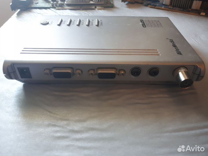 Тв тюнер (сделай телик из монитора) AverlTV Box9