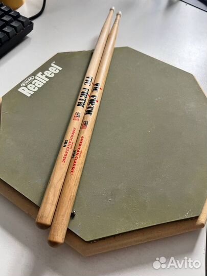 Тренировочный пэд evans и палочки vic firth 5bn