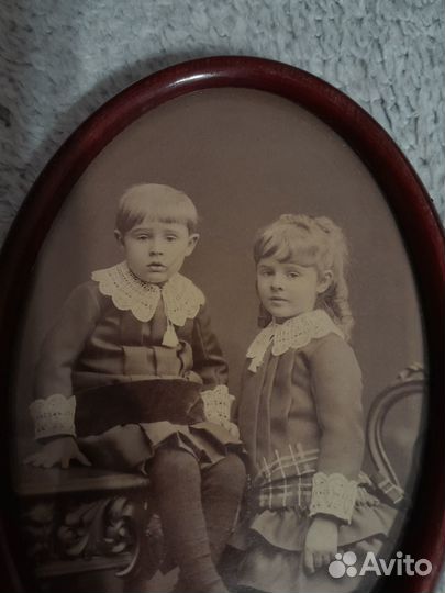 Старинная фотография в рамке