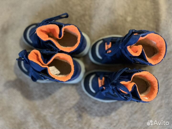 Ботинки детские для двойни