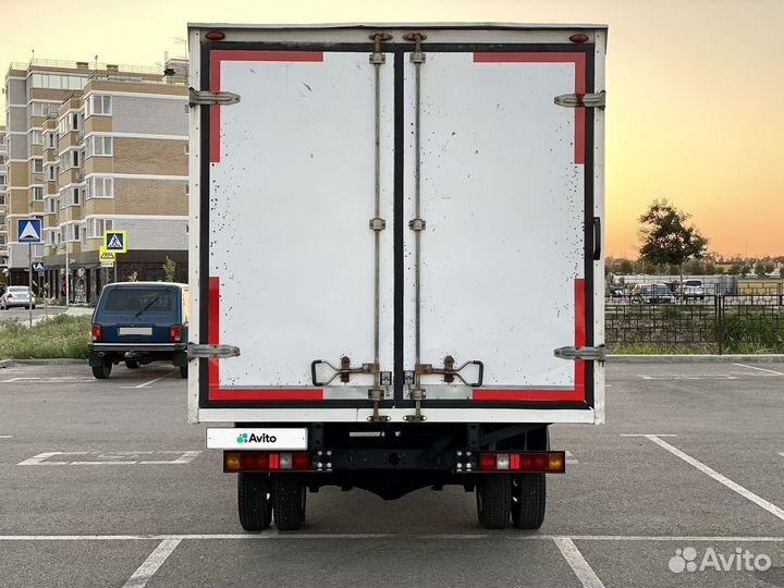 ГАЗ ГАЗель 3302 2.9 МТ, 2010, 295 000 км