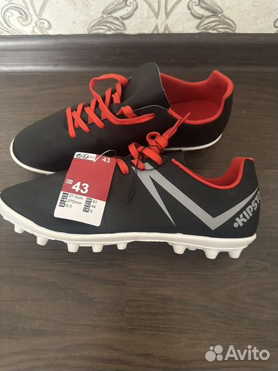 Футбольные бутсы kipsta 43 новые