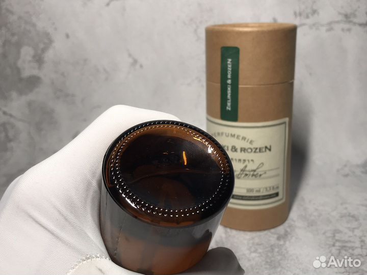 Zelinski Rozen Oakmoss Amber