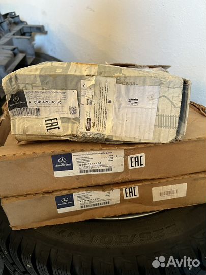 Тормозные колодки передние на mercedes gle 166