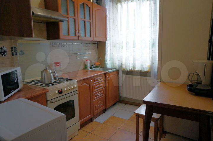 Комната 17 м² в 3-к., 1/3 эт.