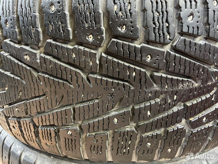 Nokian Tyres Hakkapeliitta 7 SUV 255/50 R19 107H