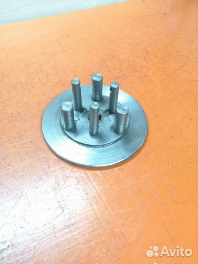 Столик корзины Сцепления Ява Старушка