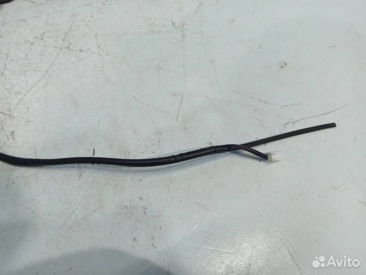 Проводка двери багажника Hyundai Grand Starex 200