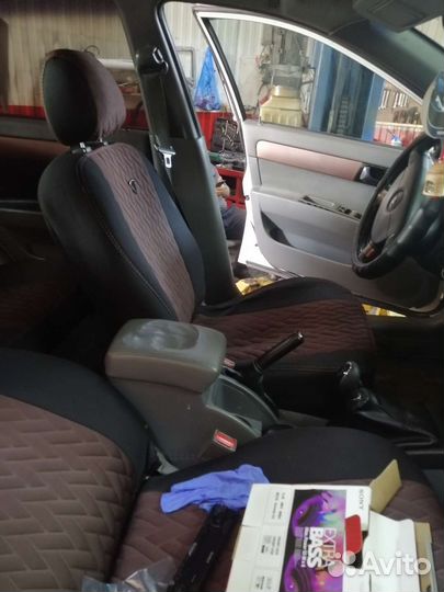 Двери на Chevrolet lacetti